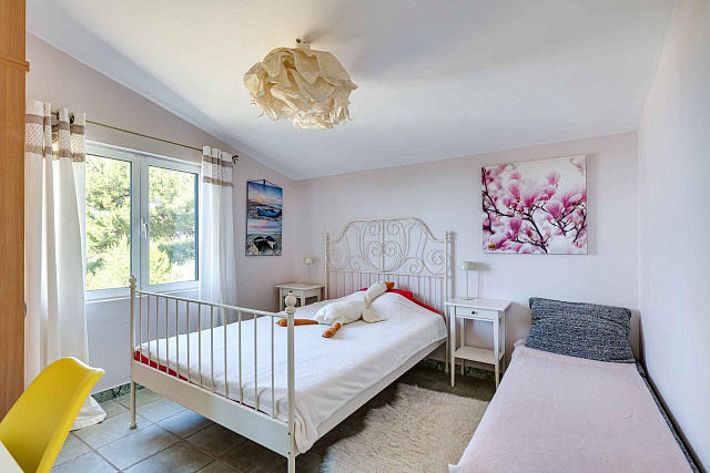 Villa with 3 Separate Apartments – Ideal Investment Opportunity for a Mini-Hotel — photo 12